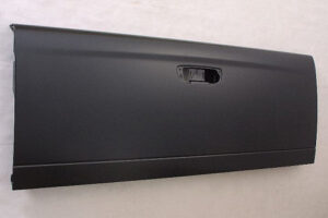 Dodge Ram Tail Gate Dodge Ram1500 02-08/Ram25-3500/Ram Mega Cab 07-09 (2500/3500 Trucks Without Clearance Lamp) Capa