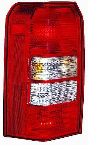 Jeep Tail Light Driver Side 2 Holes In Back Patriot 2008-2017