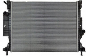 Lincoln Mkc Radiator Without Towing Pkg 1.5/2.0/2.3L Turbo Ej7Z 8005 C) Escape 2017-2019 Transit Cennect 2019-2022 2016-2019 (Rad13528