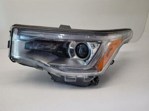 Gmc Acadia Headlight Halogen Headlight Driver Side W/ Led Daytime Running Light Without Logo & All Terrain Pkg 2017-2019