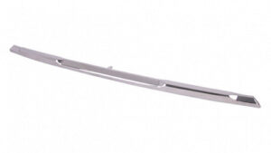 Nissan Rogue Bumper Cover Rear Center Bumper Molding Chrome Rogue 17-20/Hybrid 17-19 (DOES NOT FIT Sport MODELS)