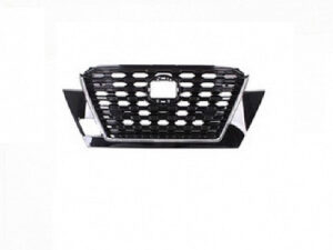 Nissan Kicks Grille Painted Black/Chrome Outer Molding Without Camera For S/Sv 2021-2024/Play 2025 Capa