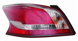 Nissan Altima Tail Light Driver Side Altima 2013-2014 (To May 2014 Production)