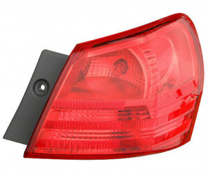 Nissan Rogue Tail Light Outer Passenger Side Rogue 2008-2013/Select(Japan) 2014-2015 Capa