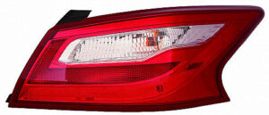 Nissan Tail Light Tail Light Passenger Side Tail Light Altima 2016-2017 (DOES NOT FIT Sr Models)