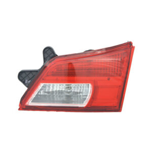 Subaru Outback Tail Light Passenger Side Liftgate Mounted 2010-2014 Capa