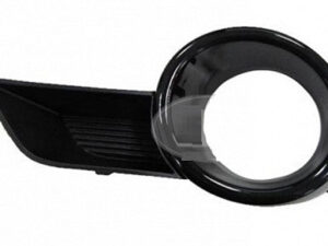 Toyota Highlander Fog Light Driver Side W/ Tow Hole For Towing Pkg Highlander / Hybrid 2008-2010