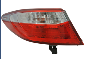 Toyota Tail Light Driver Side Camry/Hyb 2015-2017