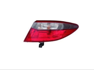 Toyota Camry Tail Light Passenger Side Smoked Lens For Special Edition 2016