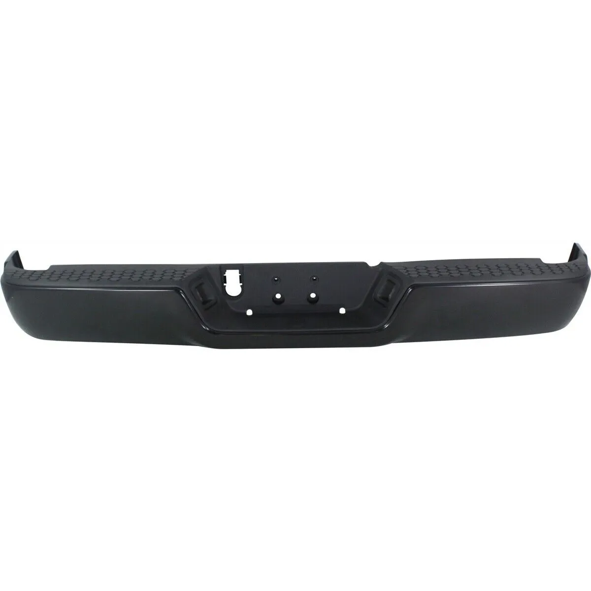Ram PICKUP-RAM-2500/PICKUP-RAM-3500 Bumper Rear Assembly Paint-to-Match Black With bar/pad/brackets Without Sensor/dual Exhaust 2010-2012