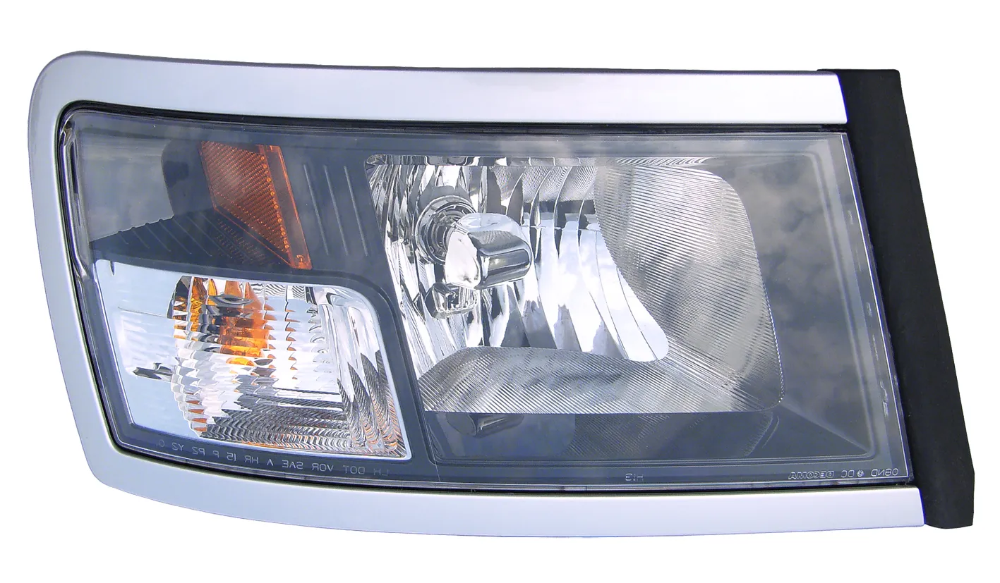 Dodge Dakota Pickup 2008-2010/Ram Dakota-ram 2011 Head Lamp Passenger Side With black Bezel CAPA Certified