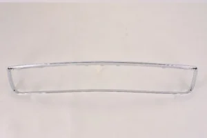 Chevrolet Malibu 2006-2007/Malibu Classic 2008/Malibu MAXX 2006-2007 Grille Molding Lower Excludes Ss Model Satin Nickel