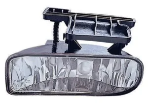 GMC Sierra Pickup 1999-2002/Yukon 2000-2006/Yukon XL 2000-2006 Fog Lamp Front Passenger Side Excludes Denali