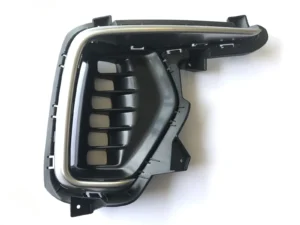 Hyundai Santa FE Fog Lamp Cover Front Passenger Side Black Excludes Sport Model 2017-2018