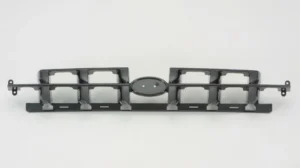 Hyundai Accent Sedan Grille 2000-2002