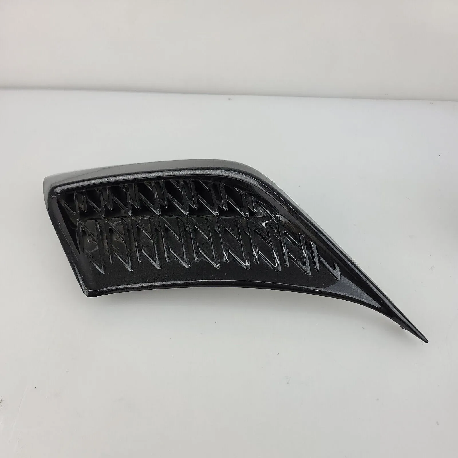 Lexus ES250 2021-2025/ES300H 2022-2025/ES350 2019-2025 Grille Insert Front Passenger Side Bright Black With f-sport