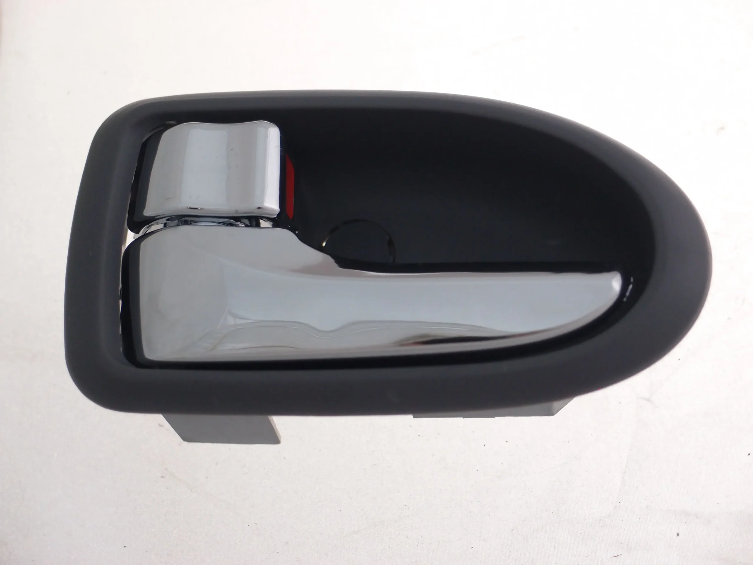 Mazda MPV Door Handle Front Driver Side Inner Gray With chrome 2000-2003