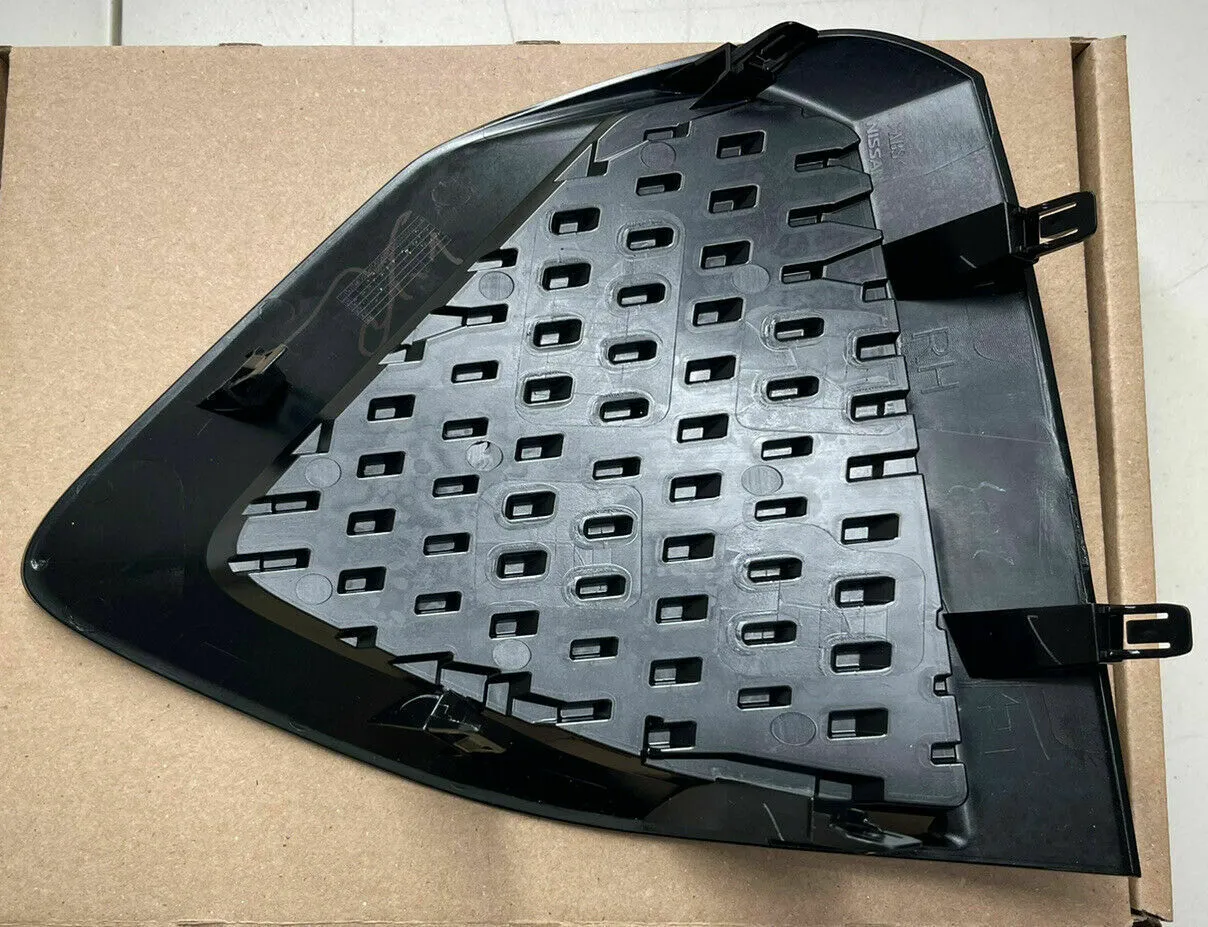 Nissan Maxima Fog Lamp Cover Front Passenger Side Ptd Black 2019-2023