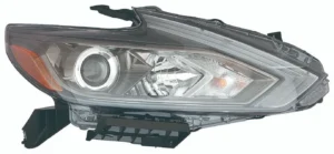 Nissan Altima Head Lamp Passenger Side Halogen With black Bezel Without LED Daytime Running Light High Quality 2016-2018
