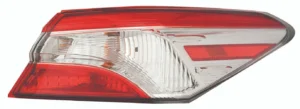 Toyota Camry/Camry Hybrid Tail Lamp Passenger Side L/LE Model USA Built Without Smoked Tint 2018-2020