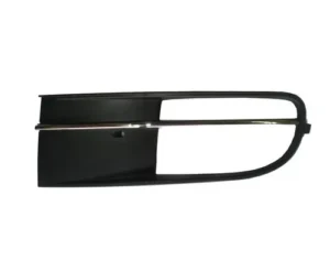 Volkswagen Beetle Grille Lower Driver Side With FOG Lamp Hole 2012-2016
