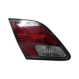 Lexus ES300 2002-2003/ES330 2004 Trunk Lamp Driver Side (back-up Lamp)