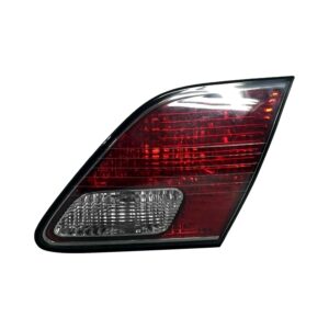 Lexus ES300 2002-2003/ES330 2004 Trunk Lamp Passenger Side (back-up Lamp)